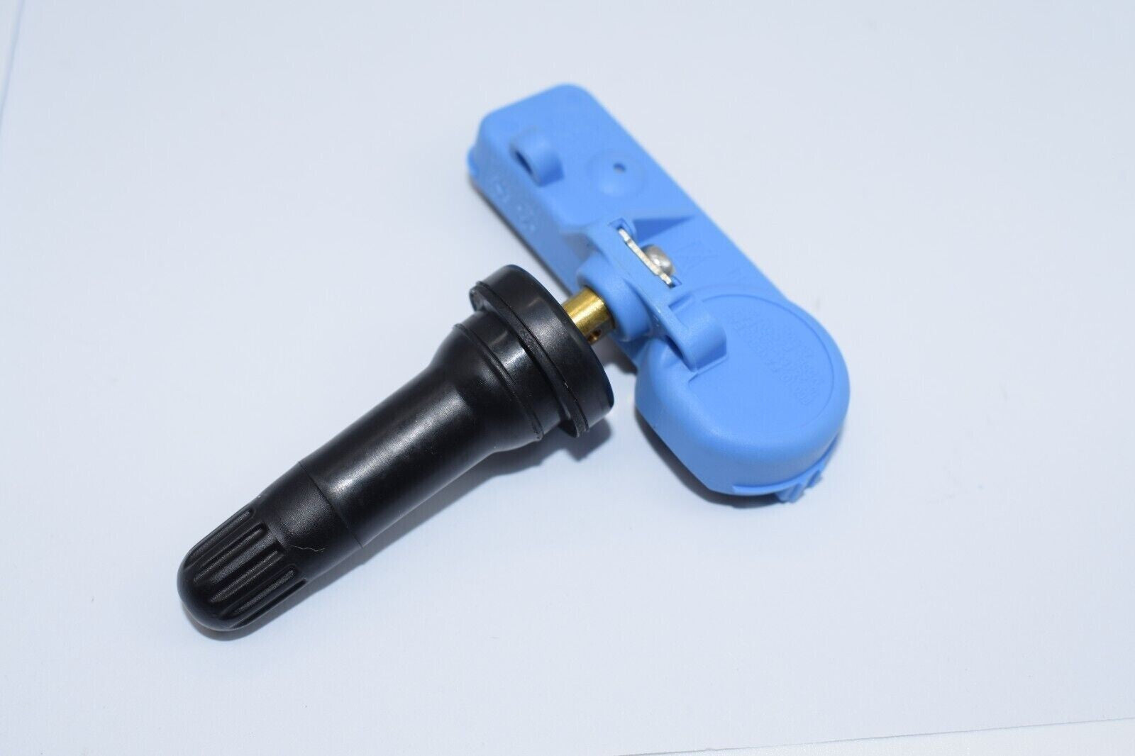 (4) new TPMS kit for tire pressure sensors 433MHz 22853740- n