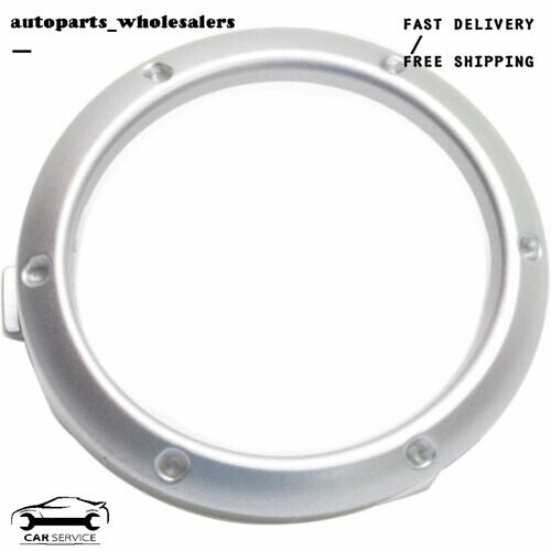 Silver fog light trim on the driver or passenger side is available on for Toyota Highlander 2004-2007 models.