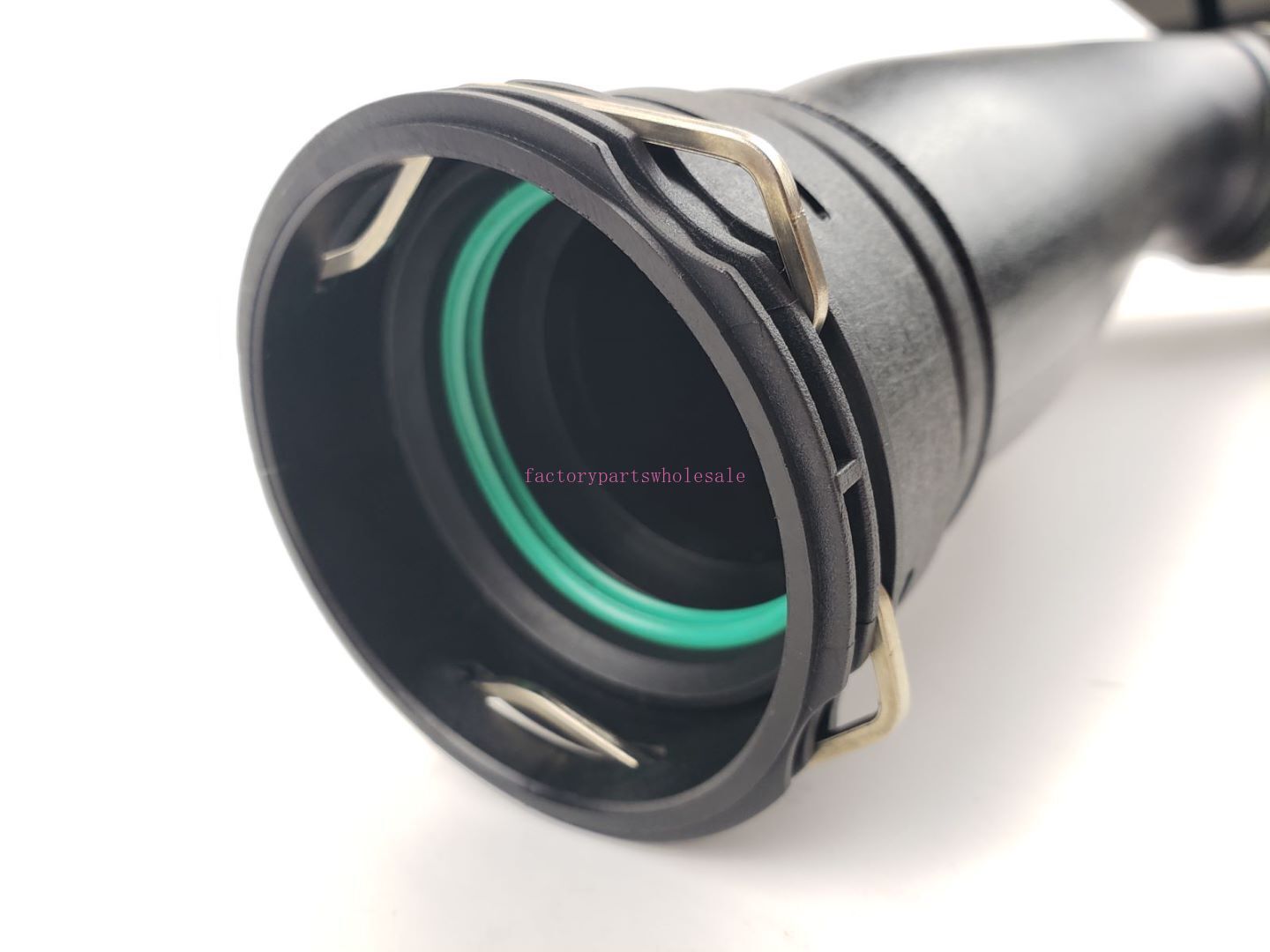 1PC 13717588283 Engine Air Intake Coolant Pipe For X1 E84 Z4 E89 16i 20i N20 n