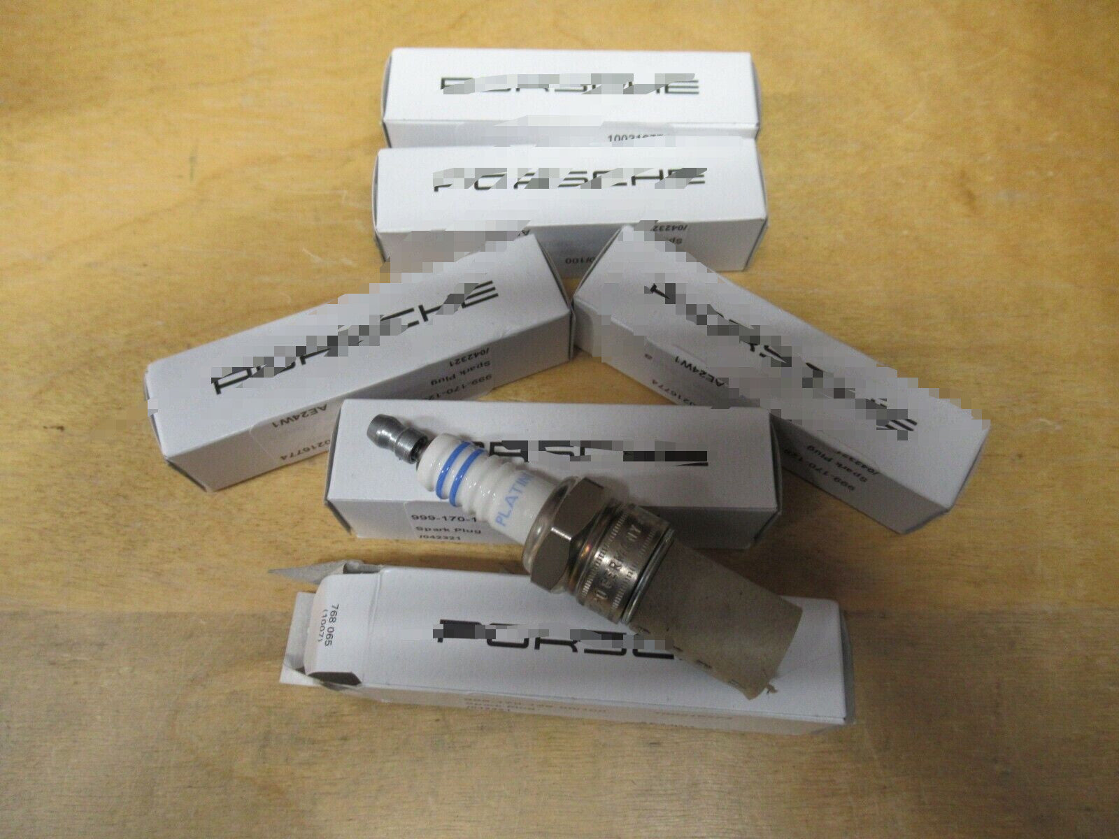 Brand new, hot-selling for Porsche for 911 Spark Plug W-3-DPO (6-piece set) Q