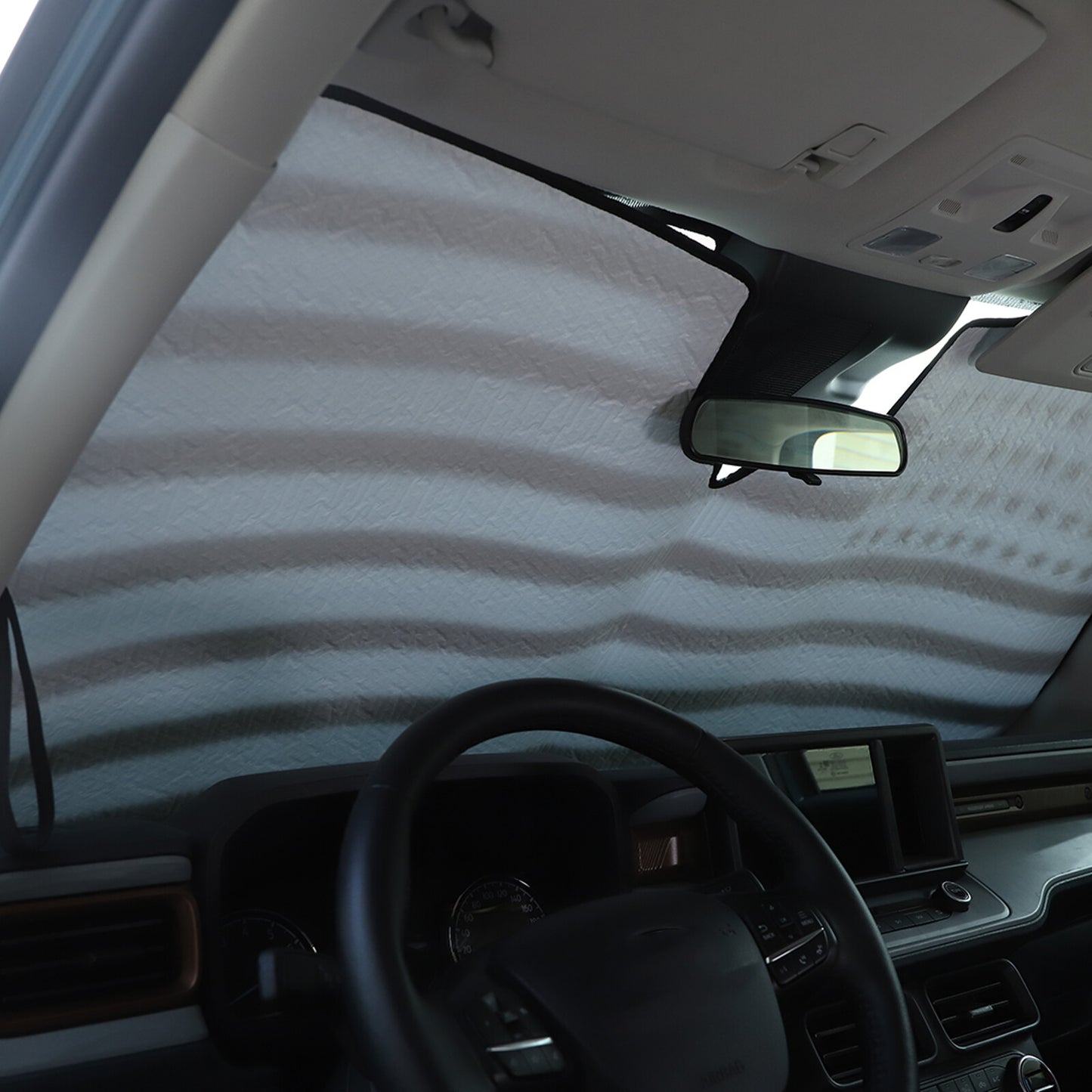 Soft carbon fiber rear door bottom scratch decoration suitable for FJ Cruiser 2007-2021- v