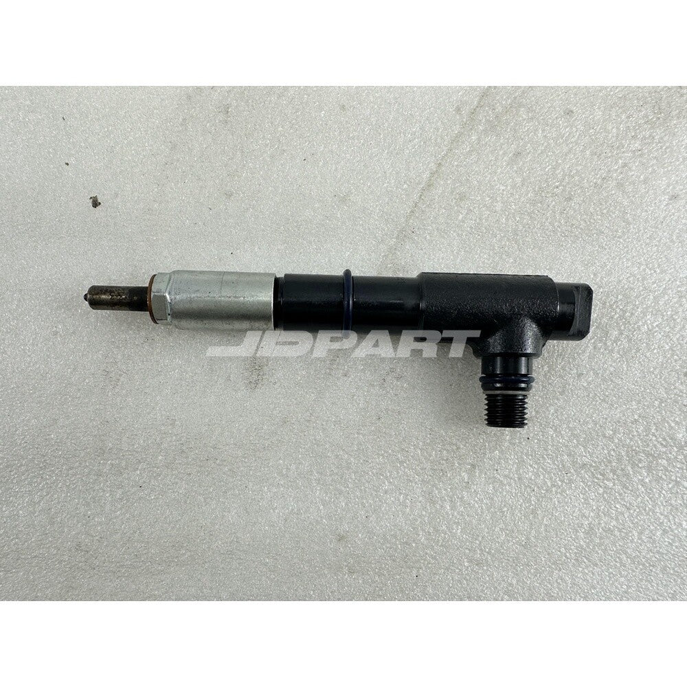 V3800 Injector 17550 - 53000 Spare Parts for Engines