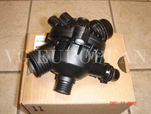 FIT for BMW E90 E92 E93 E82 E88 E83 X3 Cooling Thermostat w/Housing NEW Q