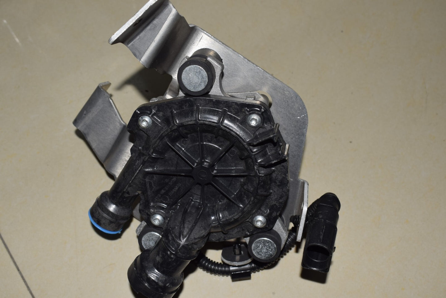 2012-2014 for Passat B7 2.5L Exhaust Secondary Air Injection Pump Equipment Manufacturer n