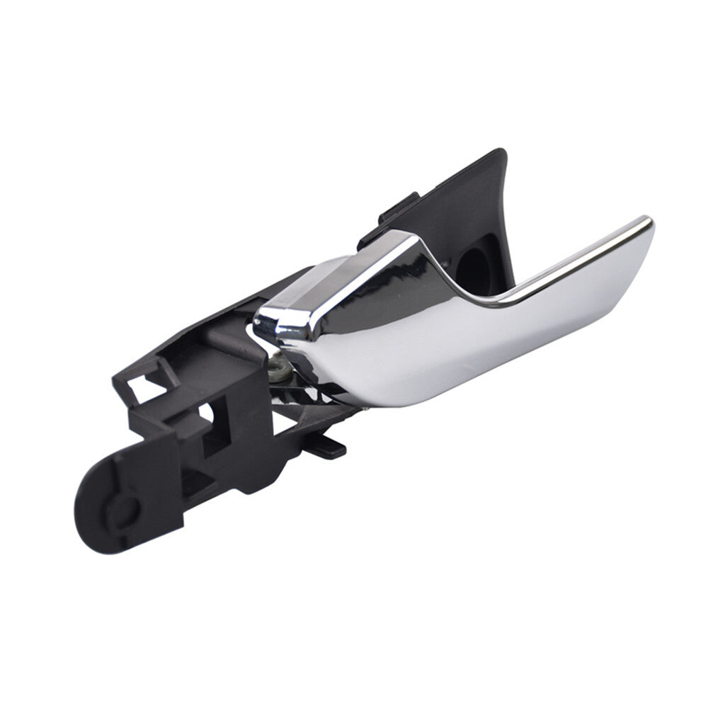 The left rear bright silver inner door handle is suitable for Alfa Romeo Juliet 2011-2018. n