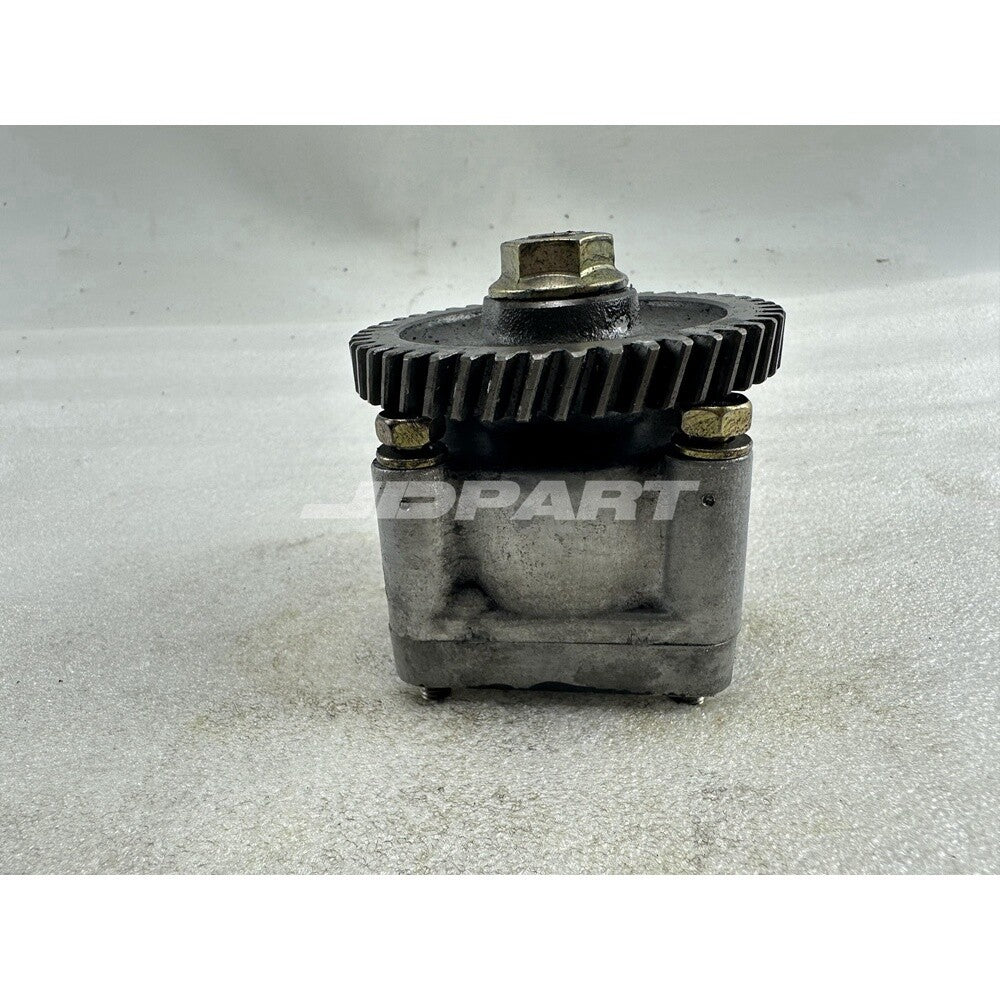 45T V1702 V1902 oil pump 15471-35010 is suitable for diesel parts.