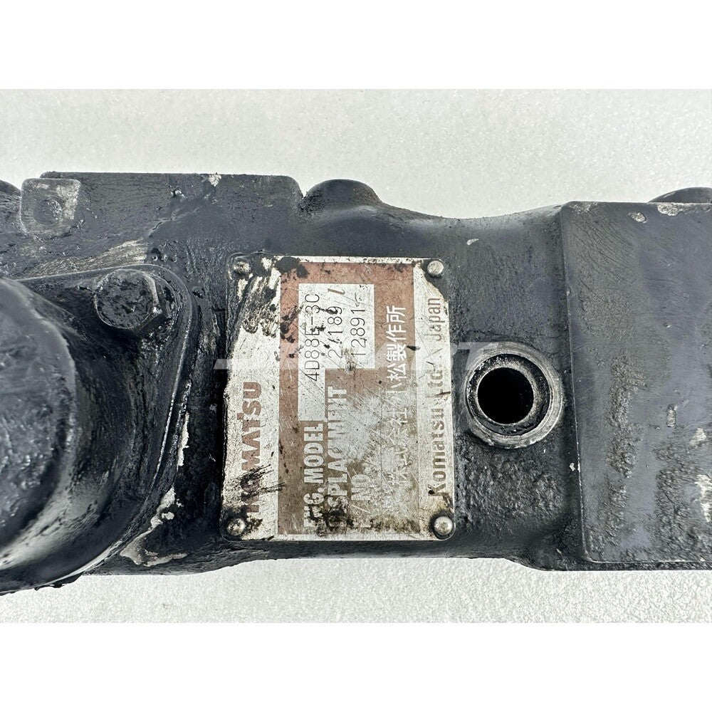 4TNE88 Valve Chamber Cover for Excavator Engine Parts