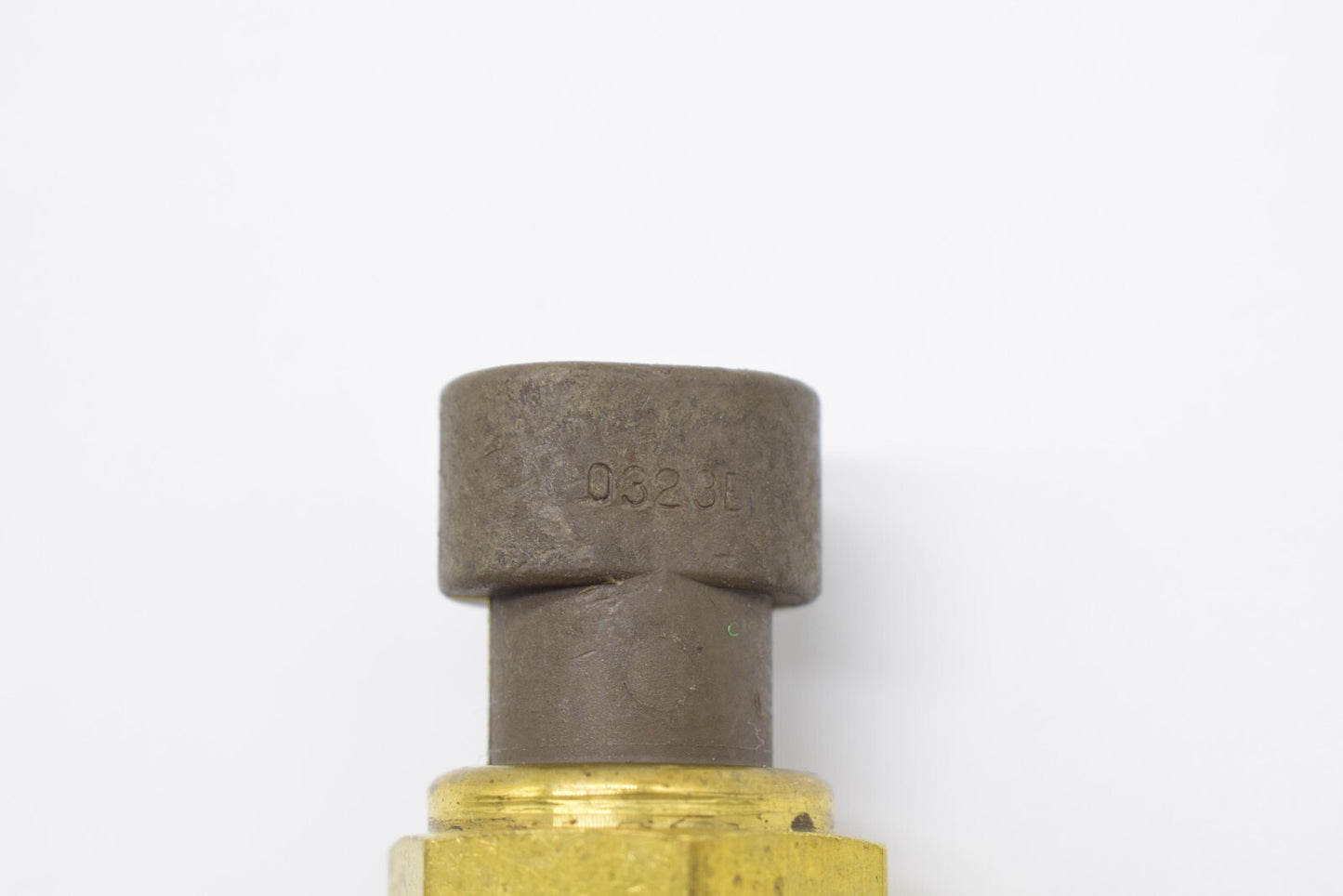 4307110 Coolant temperature sensor for intake manifold turbochargers n