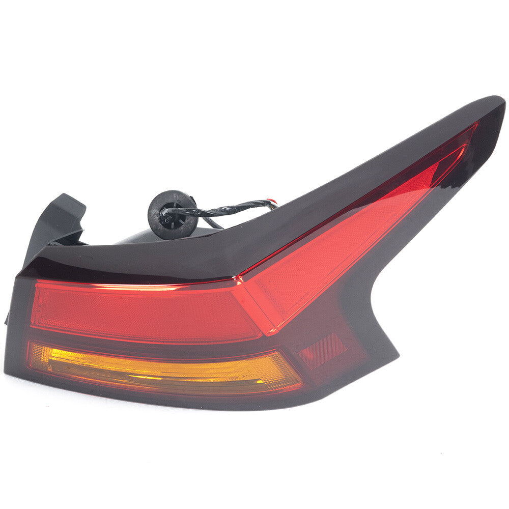 For 2019 - 2022 for Altima rear light right outer tail light assembly - v