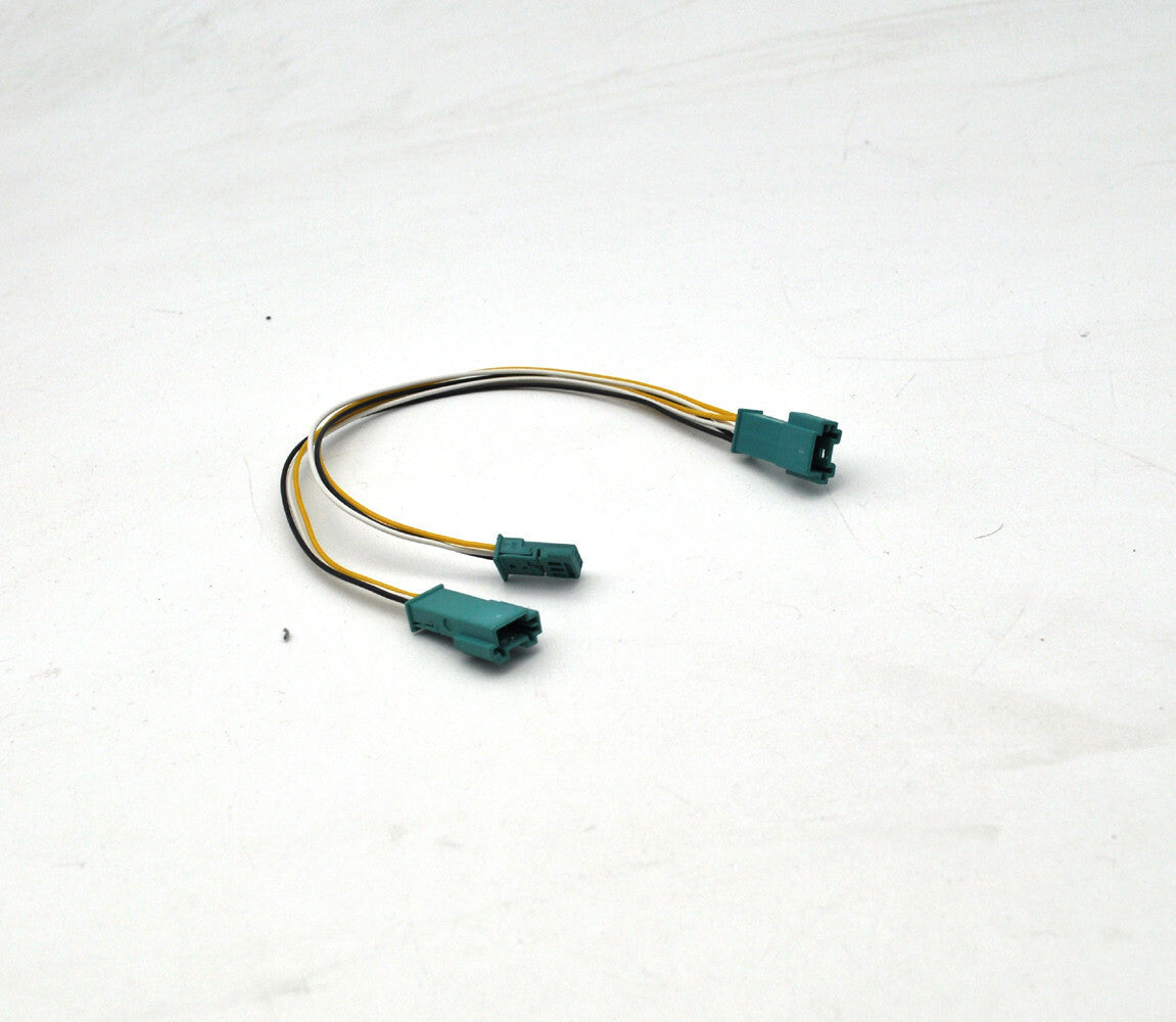 1x Illuminated LED AC/Radio light Y-adapter splitter For F30 3 4 s M3 M4 F80 v