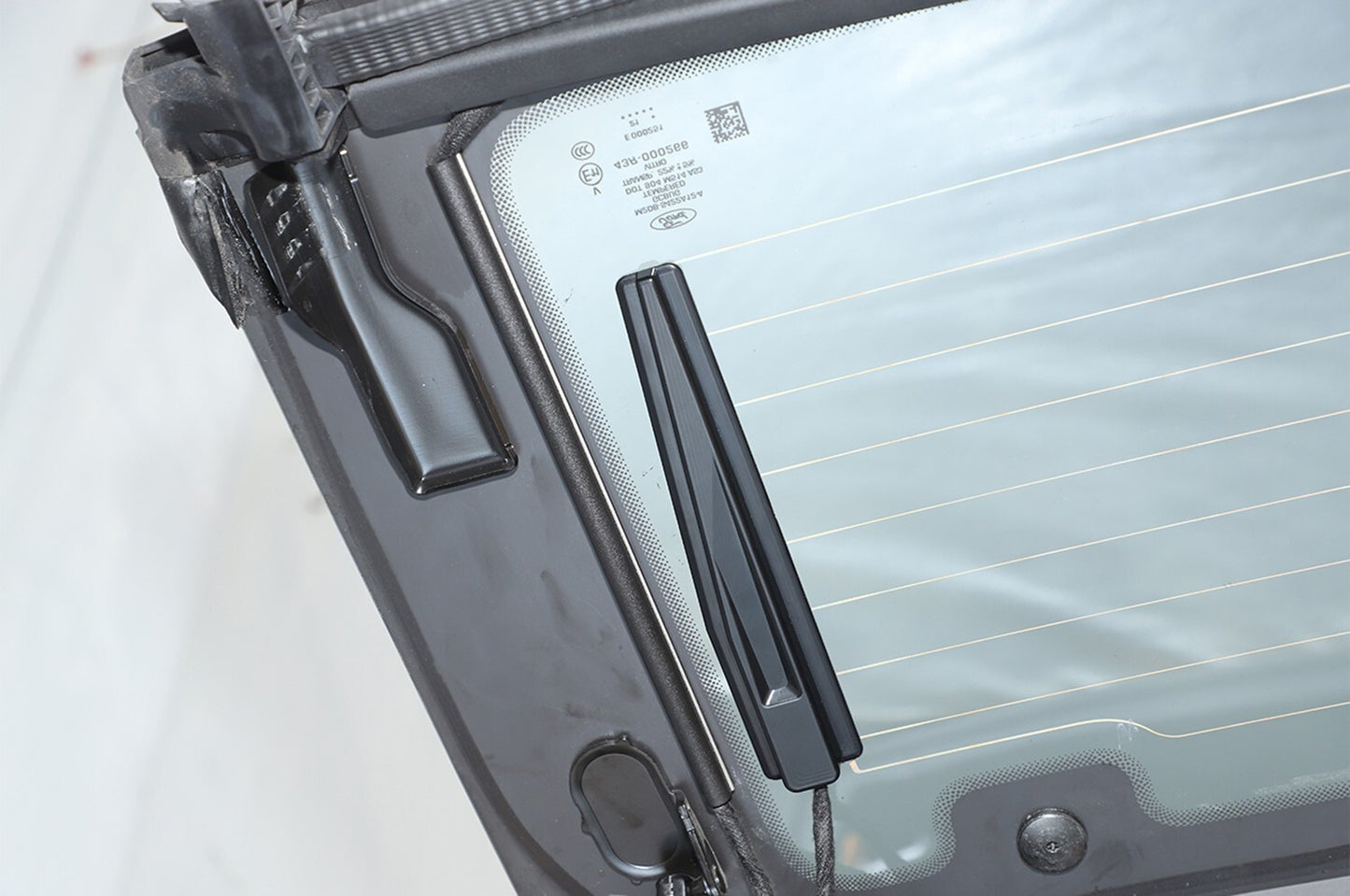 for ford  Bronco & Bronco Sport 21-23 Tailgate Rear Window Wire Protection Cover