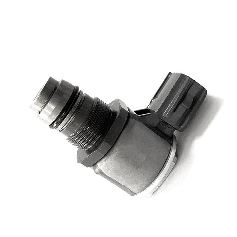 Fuel common rail pressure sensor suitable for Toyota Hilux Revo 1GD 2GD PRADO 23810-0E011