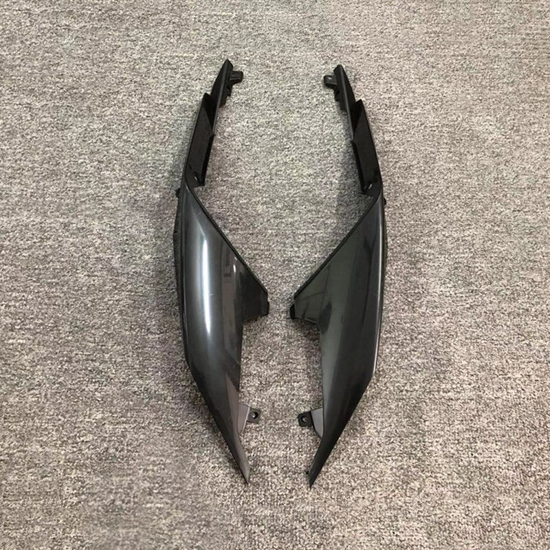 Motorcycle rear for seat side fairing panel suitable for RS660 2022