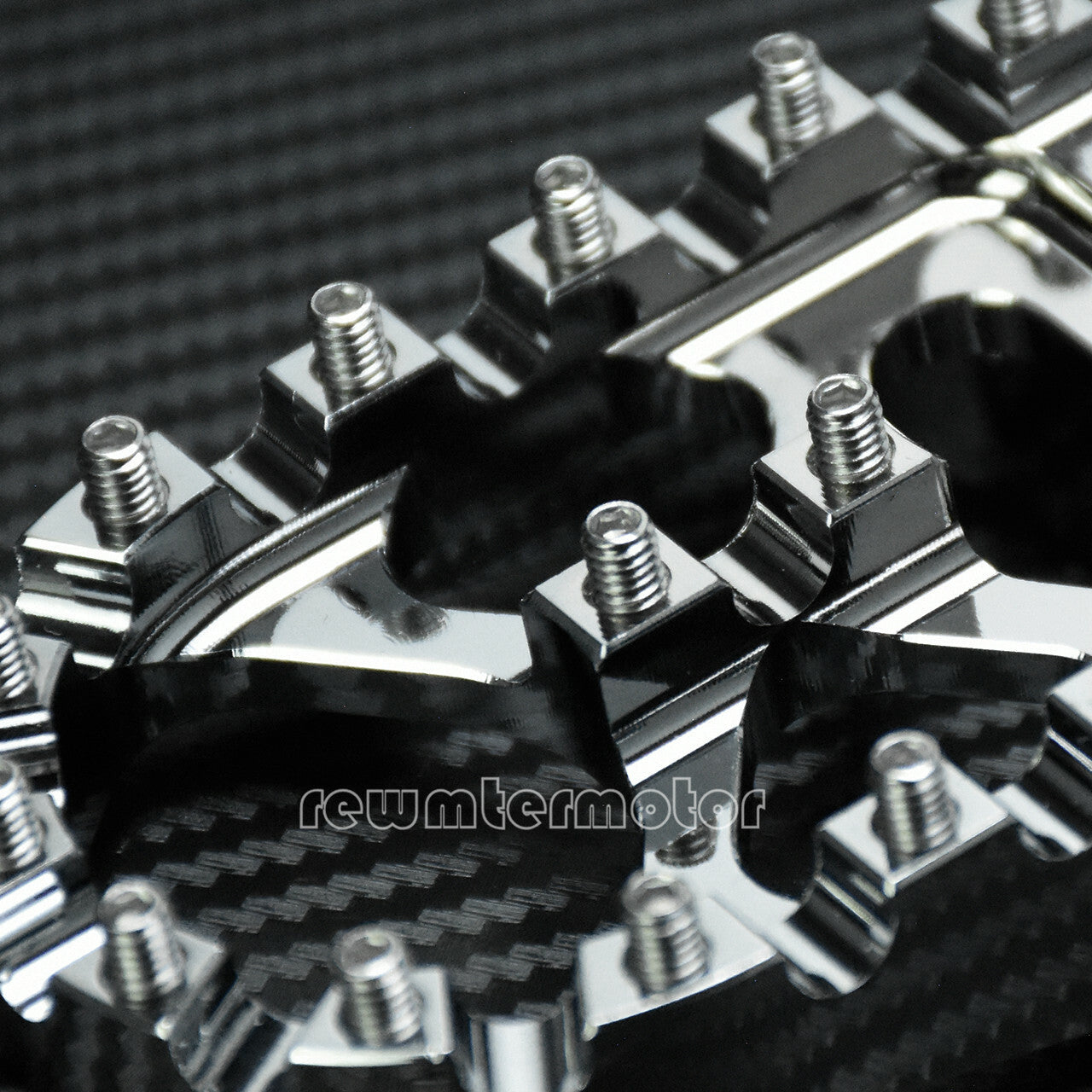 Chrome Wide Fat Foot Peg Rests Fit for Harley Sportster XL Dyna Touring Softail