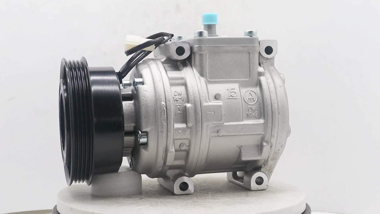 Air conditioning AC compressor suitable for Toyota for Land Cruiser 100/10PA15L