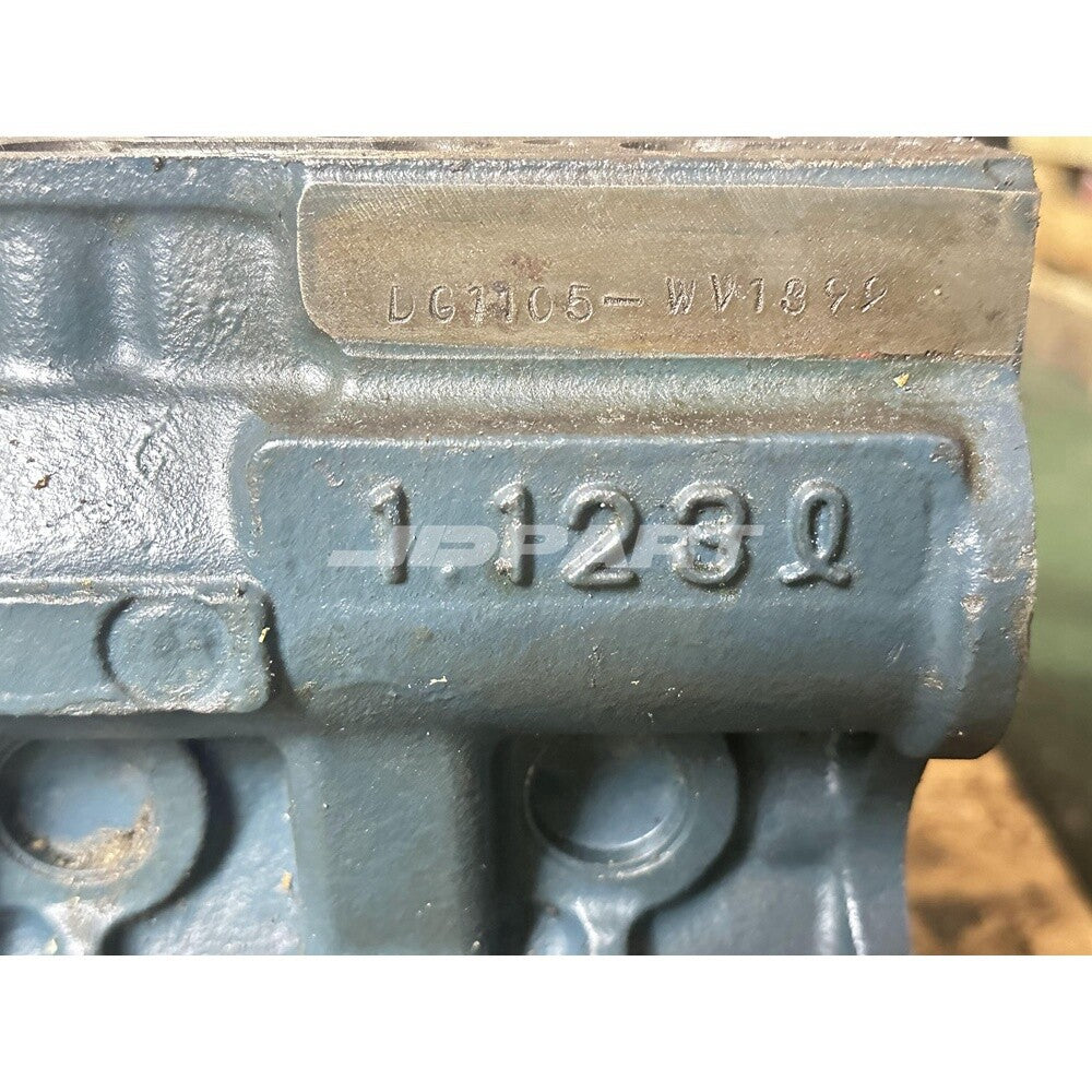 D1105 Cylinder Block 16684-01018 - Suitable for Excavator Engine Parts