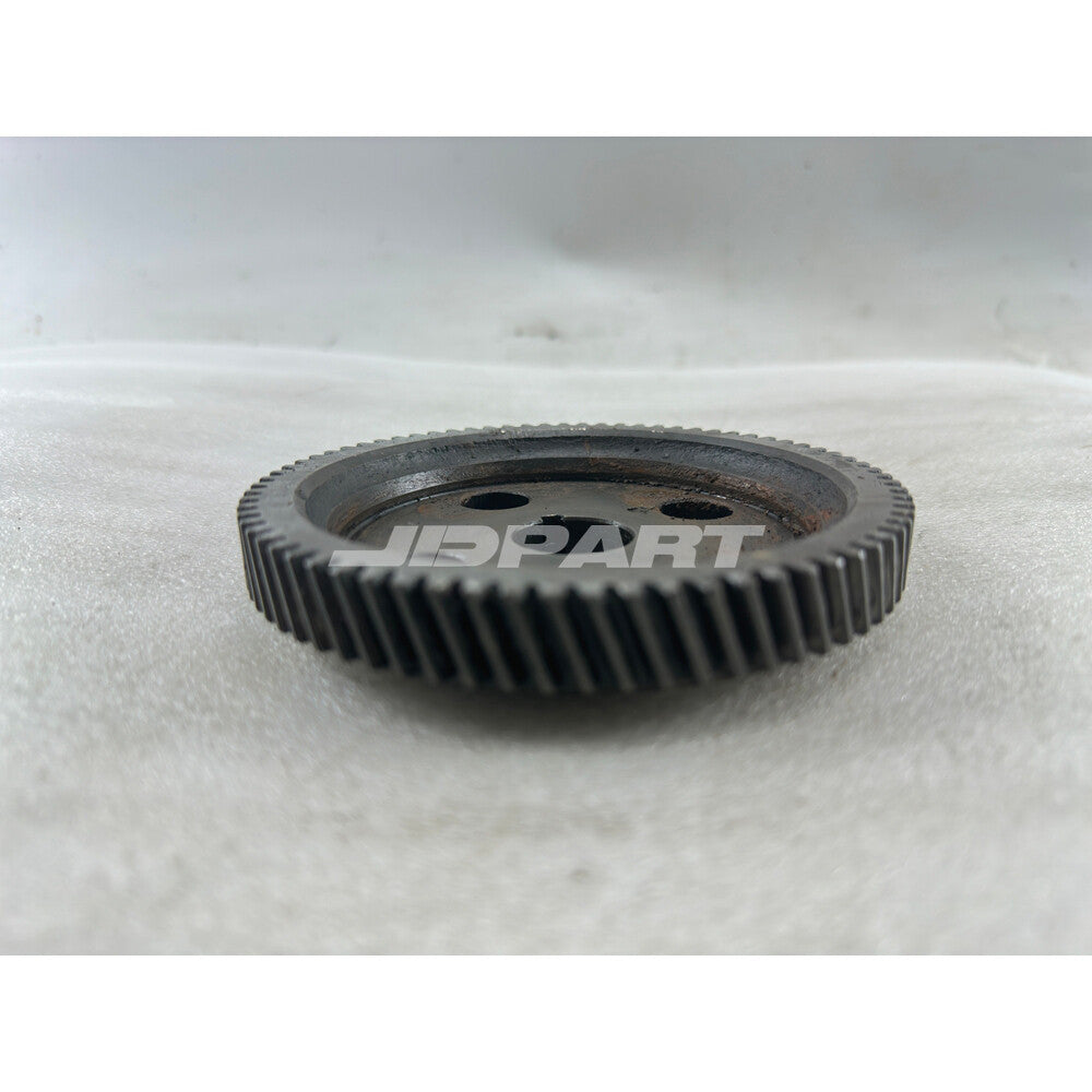 4LE1 shaft idler gear suitable for Isuzu diesel parts -