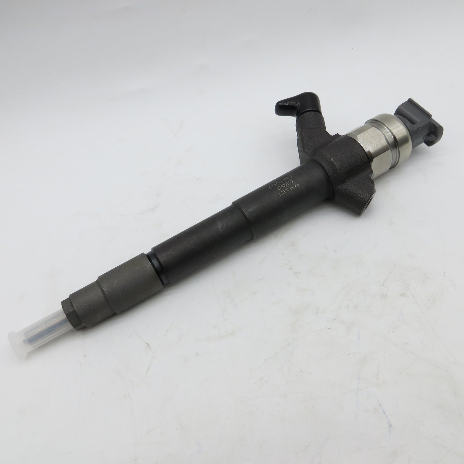 295050-0560 Diesel Injector Assy Injector Nozzle 1465A351 for Mitsubishi