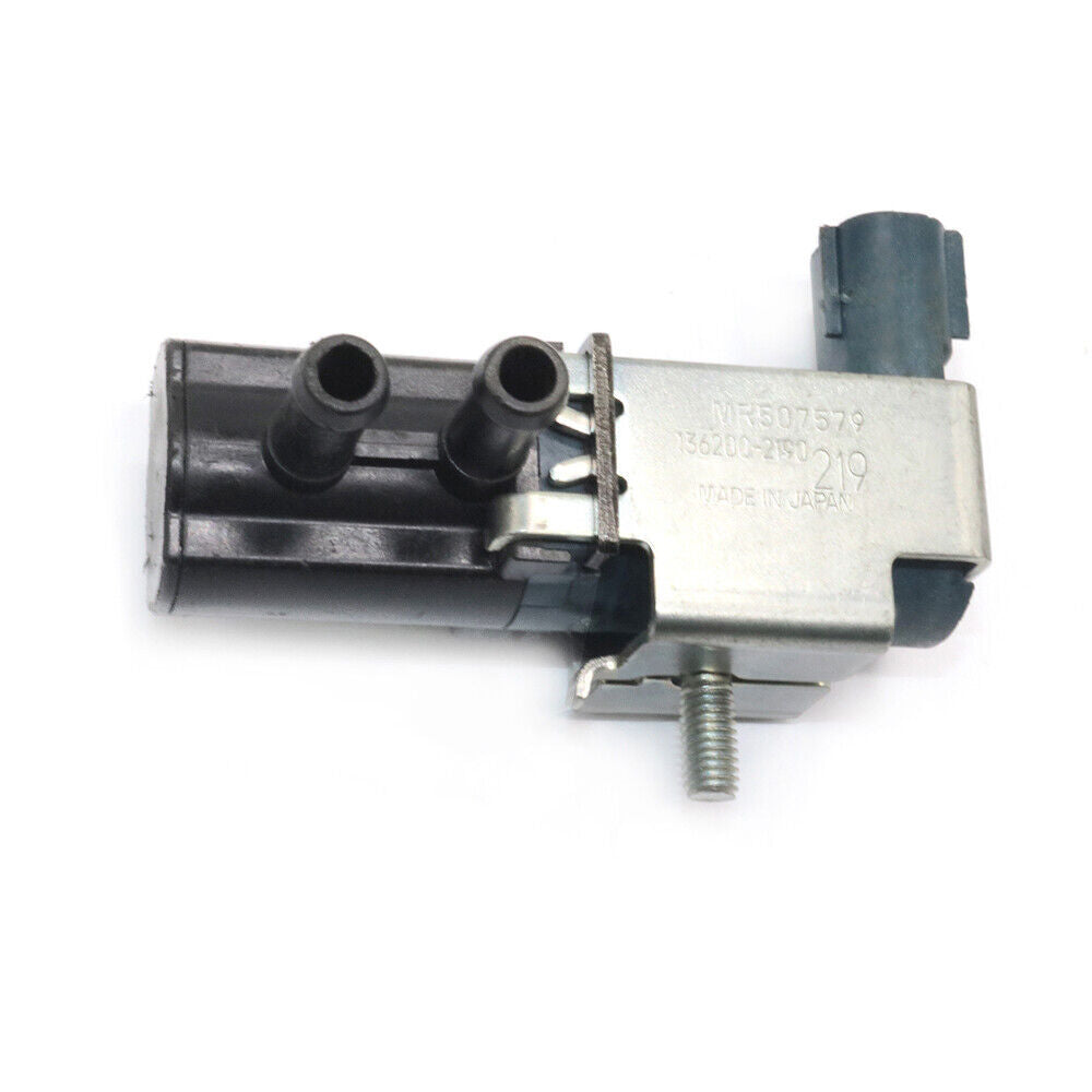 Vapor Canister Purge Valve For Montero Sport 2001 - 2004 2002 2003 MR507579 Q