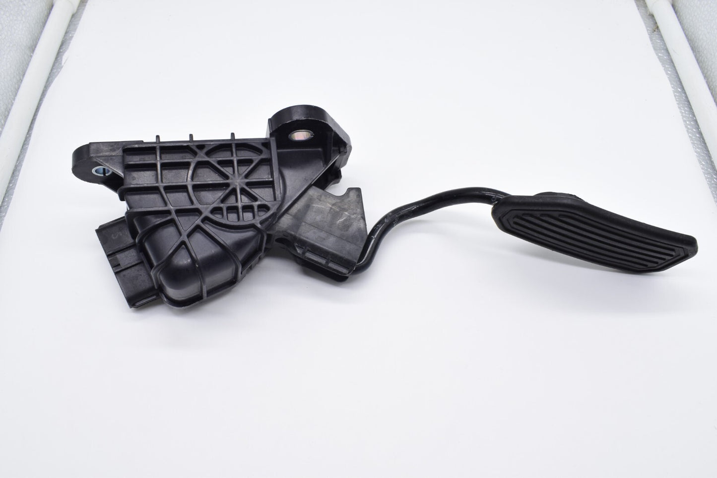 78120 47040 198800 3120 OE Accelerator Pedal - new n