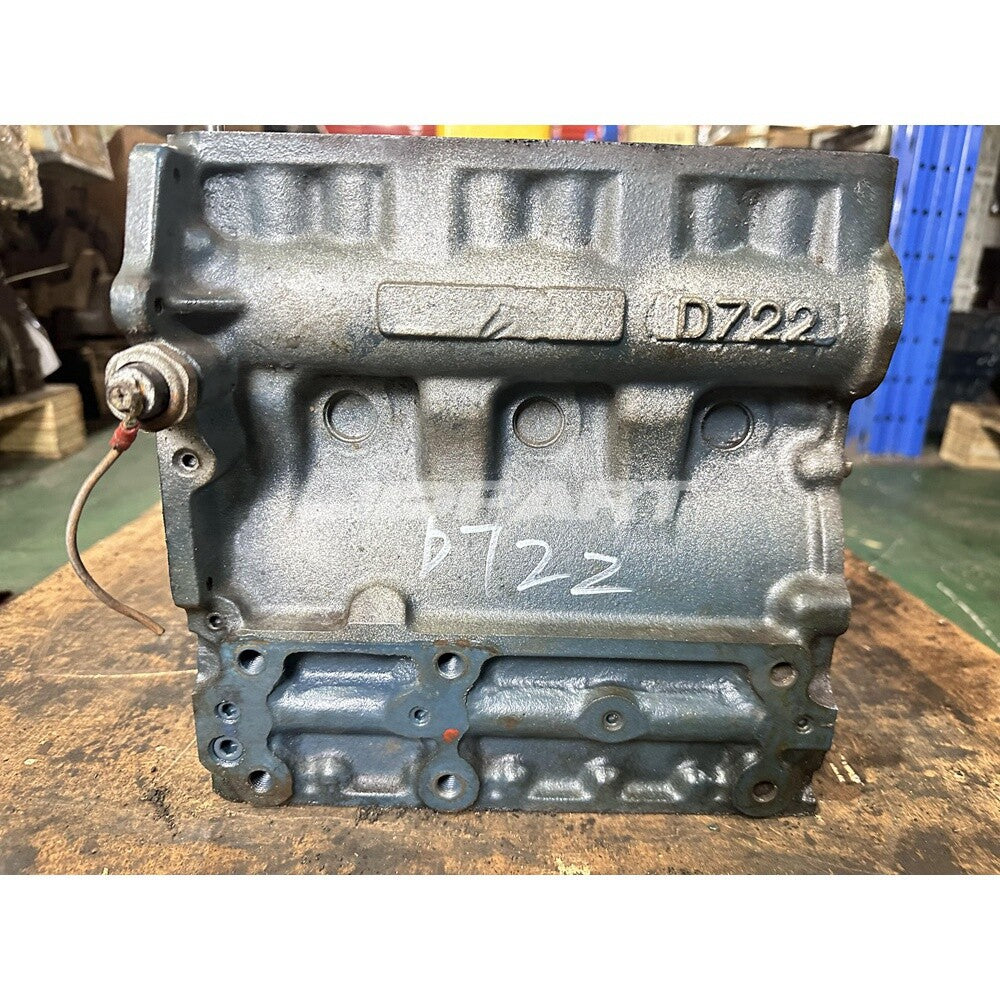 D722 cylinder block 1J092-01023 is suitable for diesel parts.