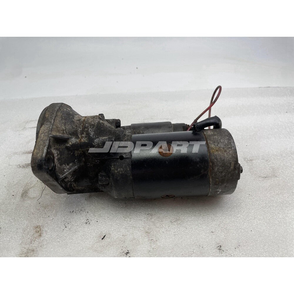 4TNV88-S starter motor 129685-77011 is suitable for diesel engine parts.