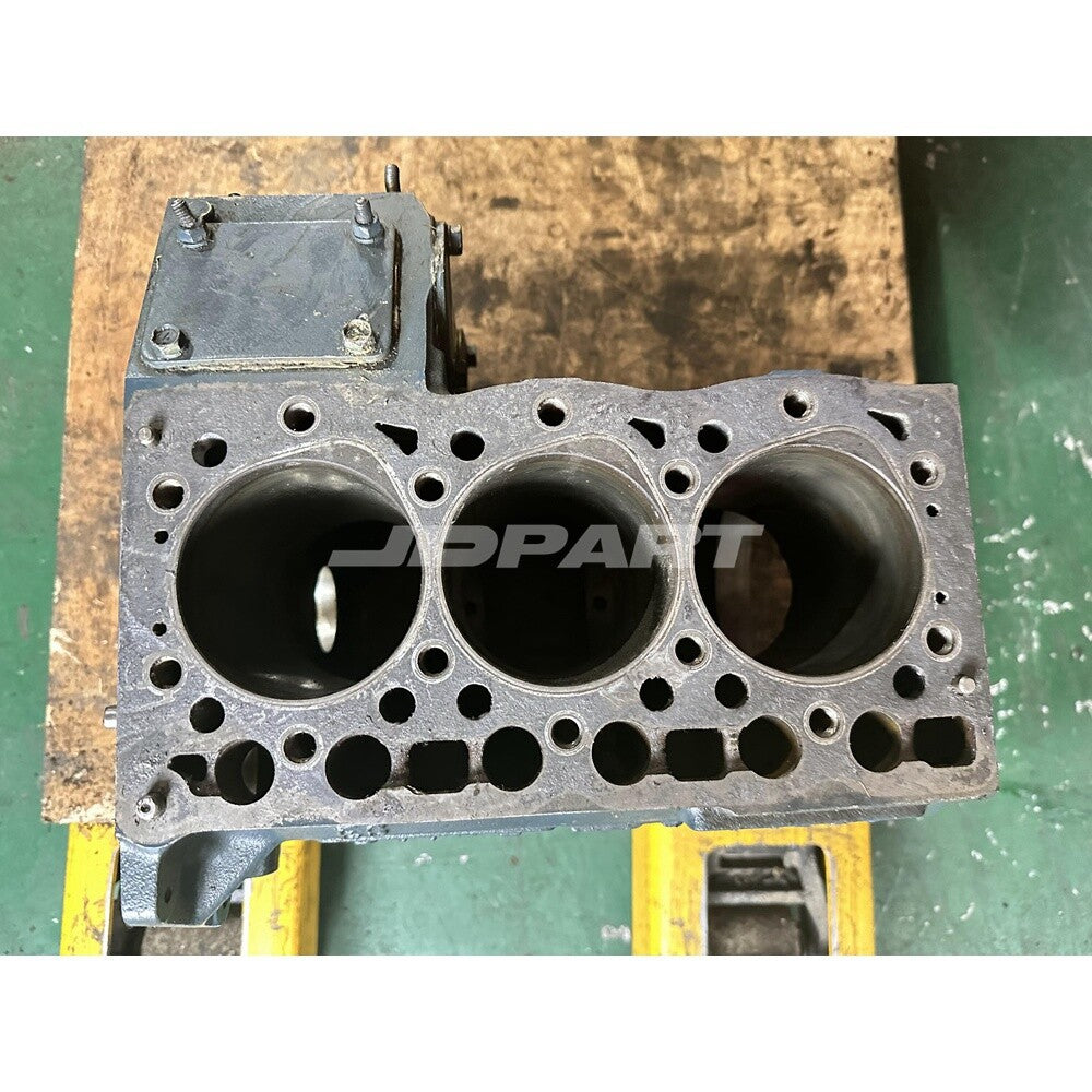 D1105 Cylinder Block 16684-01018 - Suitable for Excavator Engine Parts