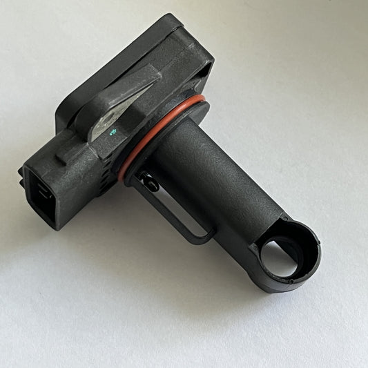 new 197400-2160 for Volkswagen air flow meter sensor L321-13-215, suitable for Mazda 5, 6, CX-7, MX-5.