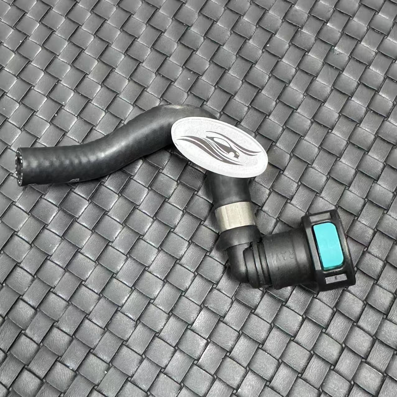 95B122447D Engine Coolant Hose for Porsche Macan 2015-2018