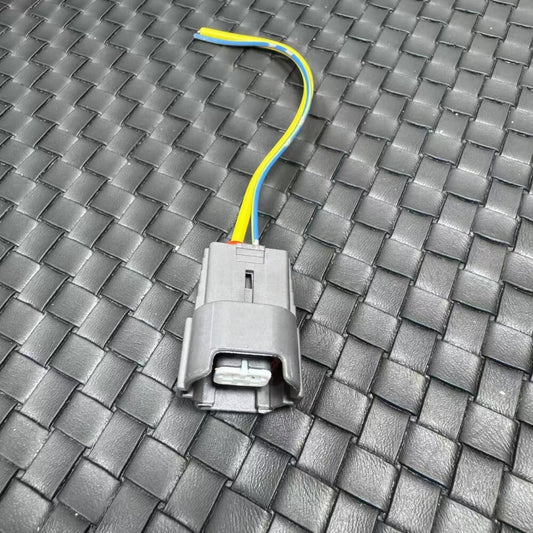 8E0973722 1pc Fuel nozzlePlug Connector Fit for VW for Audi for Skoda for SEAT Q