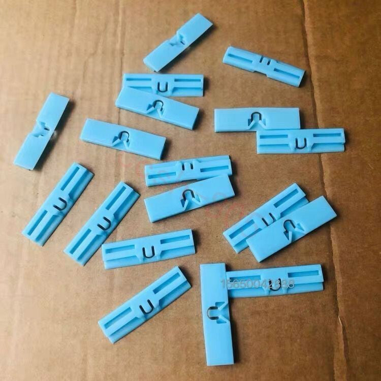 5 Pcs Car Windscreen Pillar Trim Retainer Clips for Toyota