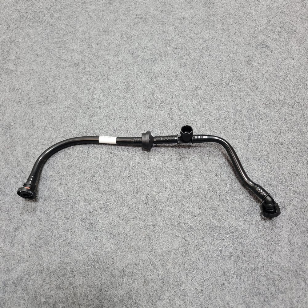 Fuel Tank Suction Pump Vent Hose for BMW 330E F30 16-18 Q