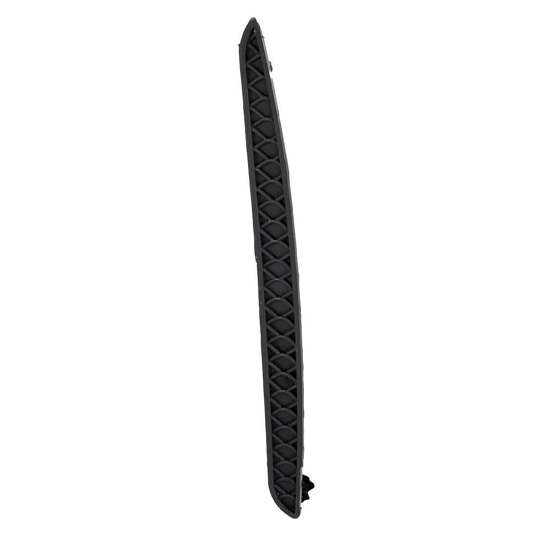 The right rear bumper side vent grille is suitable for W205 C-Class C63 AMG 2013 to 2017 models. n