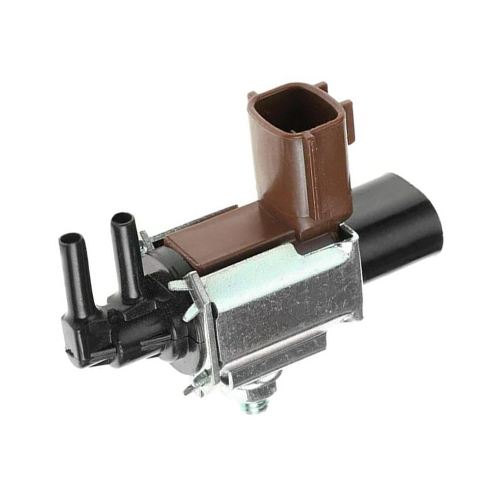 2 Pins Solenoid Valve Assy for FX45 2017 1495638U1A 14956 38U1A 14956-38U1A Q