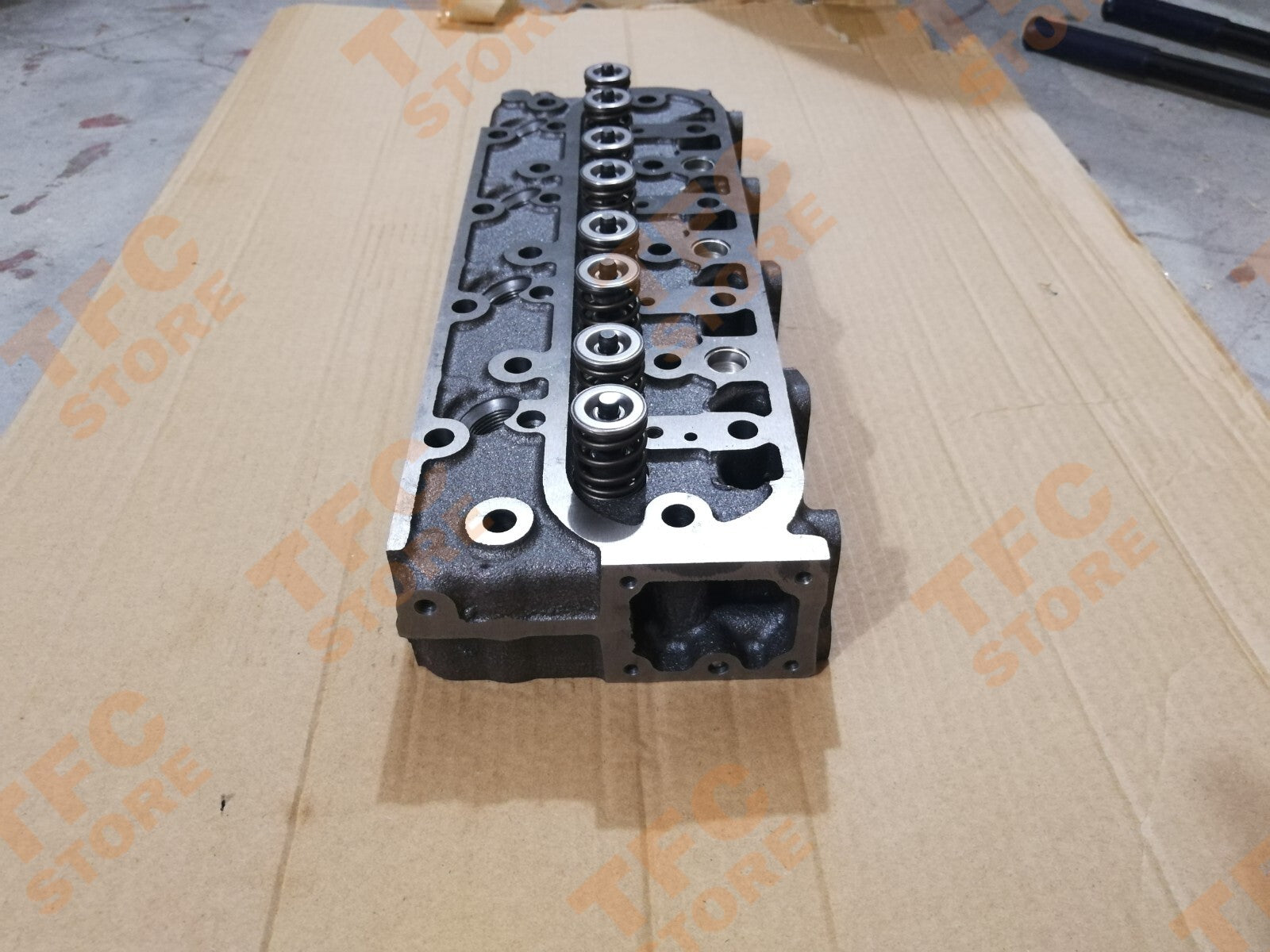 V1505 Cylinder Head for Kubota Engine Repair Parts