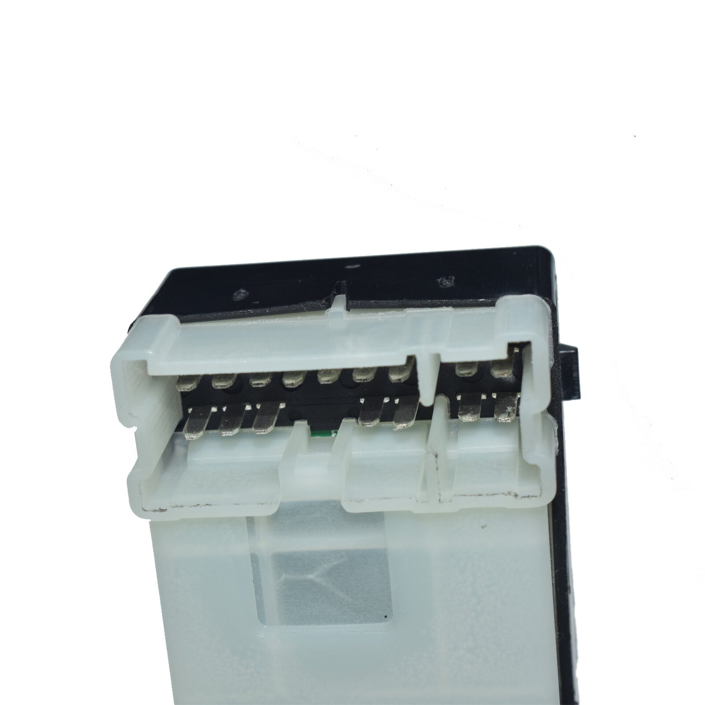 The power window switch is suitable for 350Z and for Infiniti G35 models 25401-CD02D and 25401-CD010- (models 03-08). n