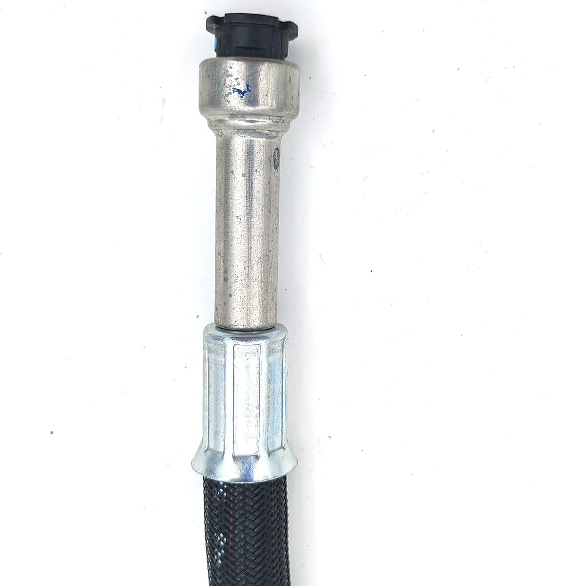 Fuel hose air inlet to fuel rail compatible with for BMW 13 Series E82 E87 E88 E90 E91 13537560586 Q