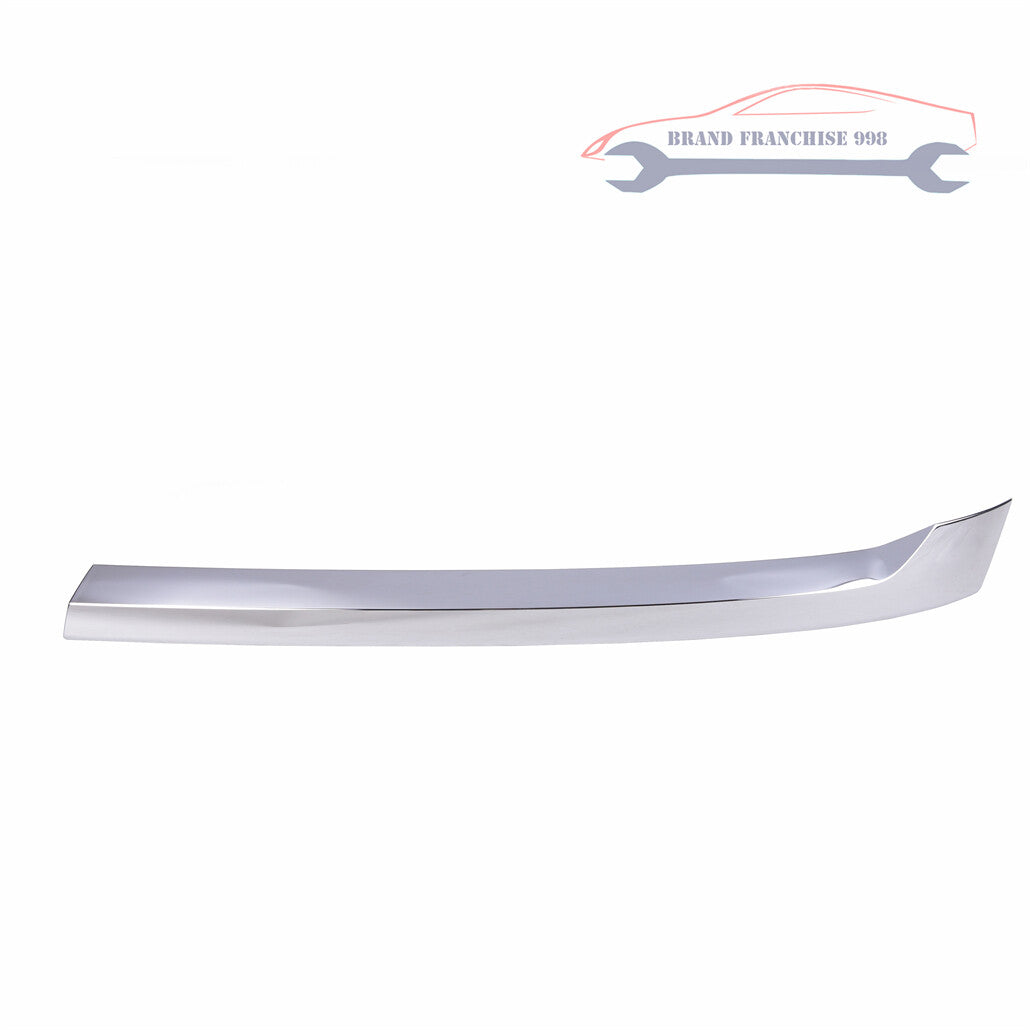 The chrome trim around the left headlight is suitable for the for VW Atlas 2018-2019 3CN941119