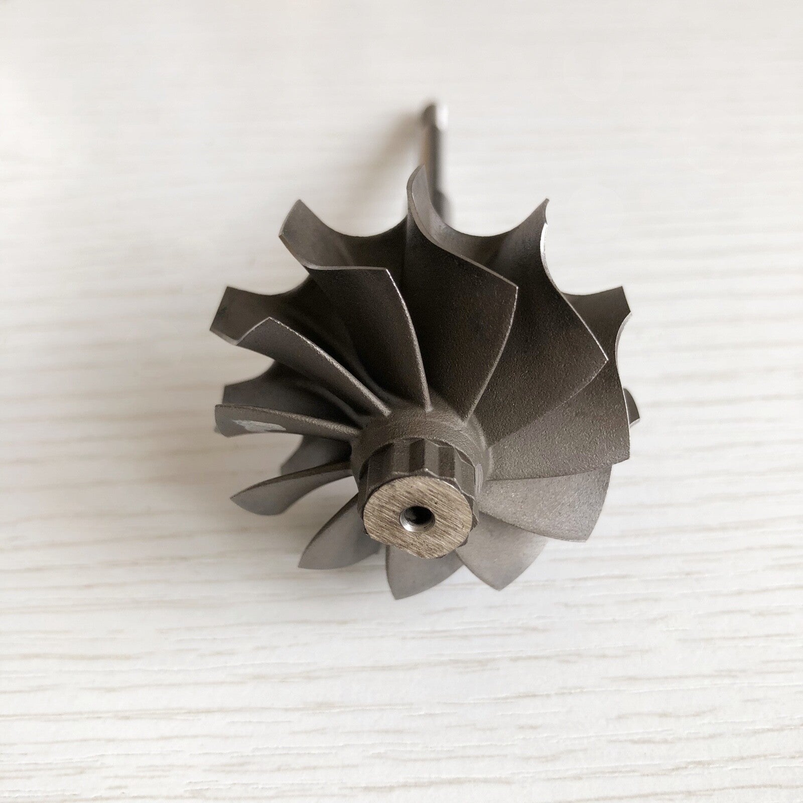 TD04L 41.2/47.2mm 11-blade turbine shaft/turbine wheel/turbine shaft