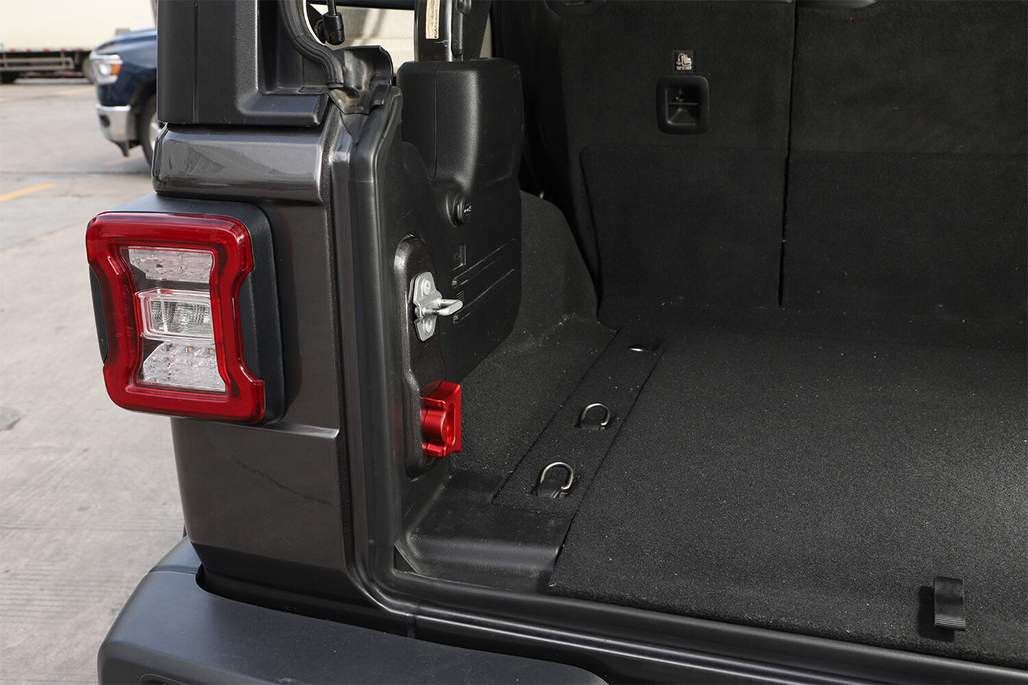 Red Metal Tailgate Latch Stop Bumper for Jeep for Wrangler JL 2018 2019 2020 2021
