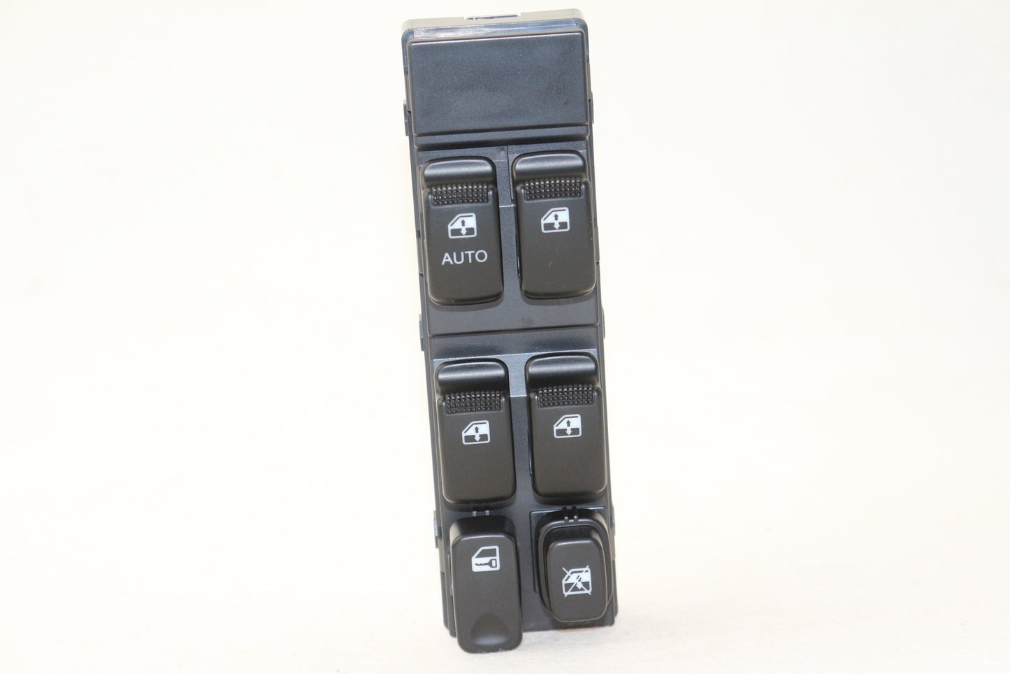 Front Left Power Window Switch 93570-3D121 for Hyundai Sonata 03-05 2.4L 2.7L