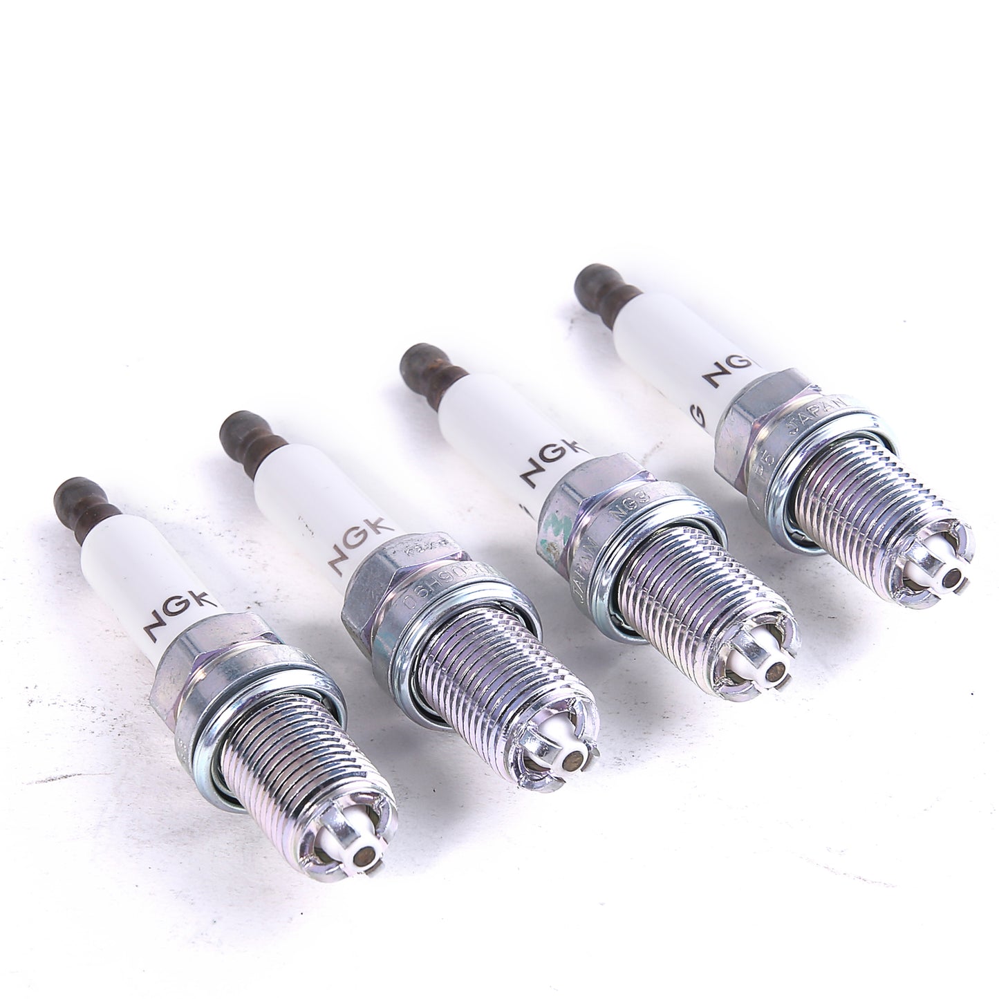 4Pcs Spark Plug Kit for VW for Jetta for Golf GTI MK5 MK6 for Passat B6 B7 for Audi for A4 for A5 2.0T Q