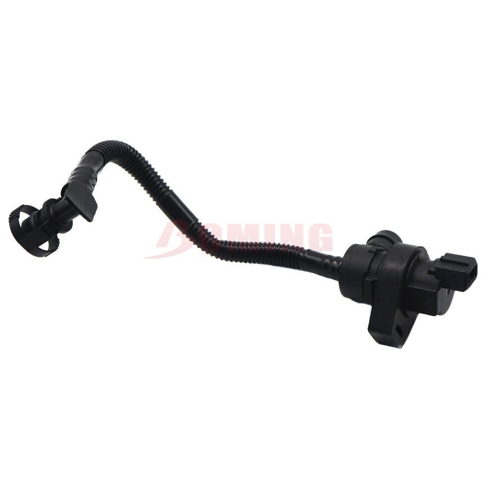 13907537113 Brand new fuel tank valve with breather wire, suitable for BMW 550i and 650i. Q