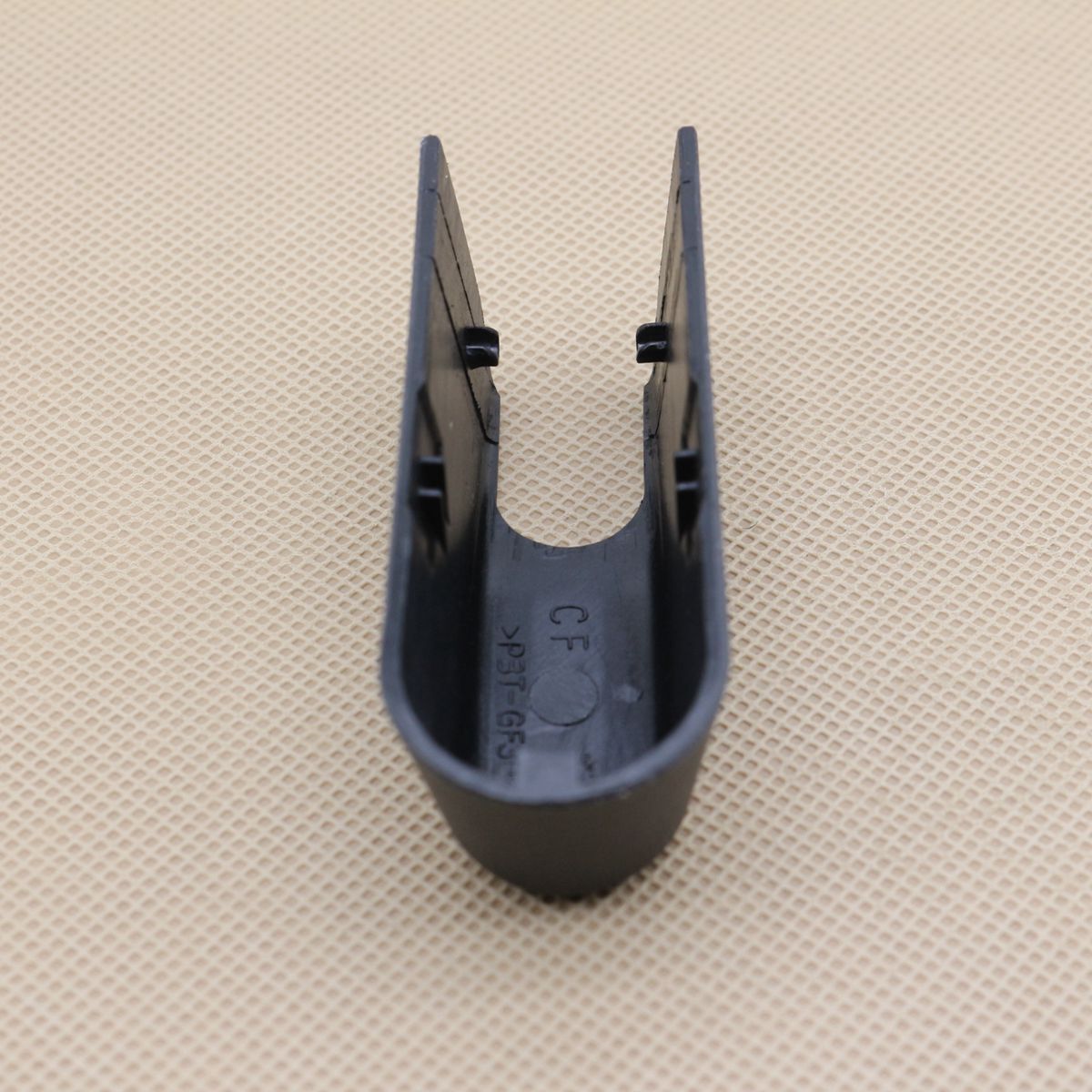 Suitable for Mercedes-Benz GL, ML, R, GLK Class rear windshield wiper arm studs, nuts, and caps.