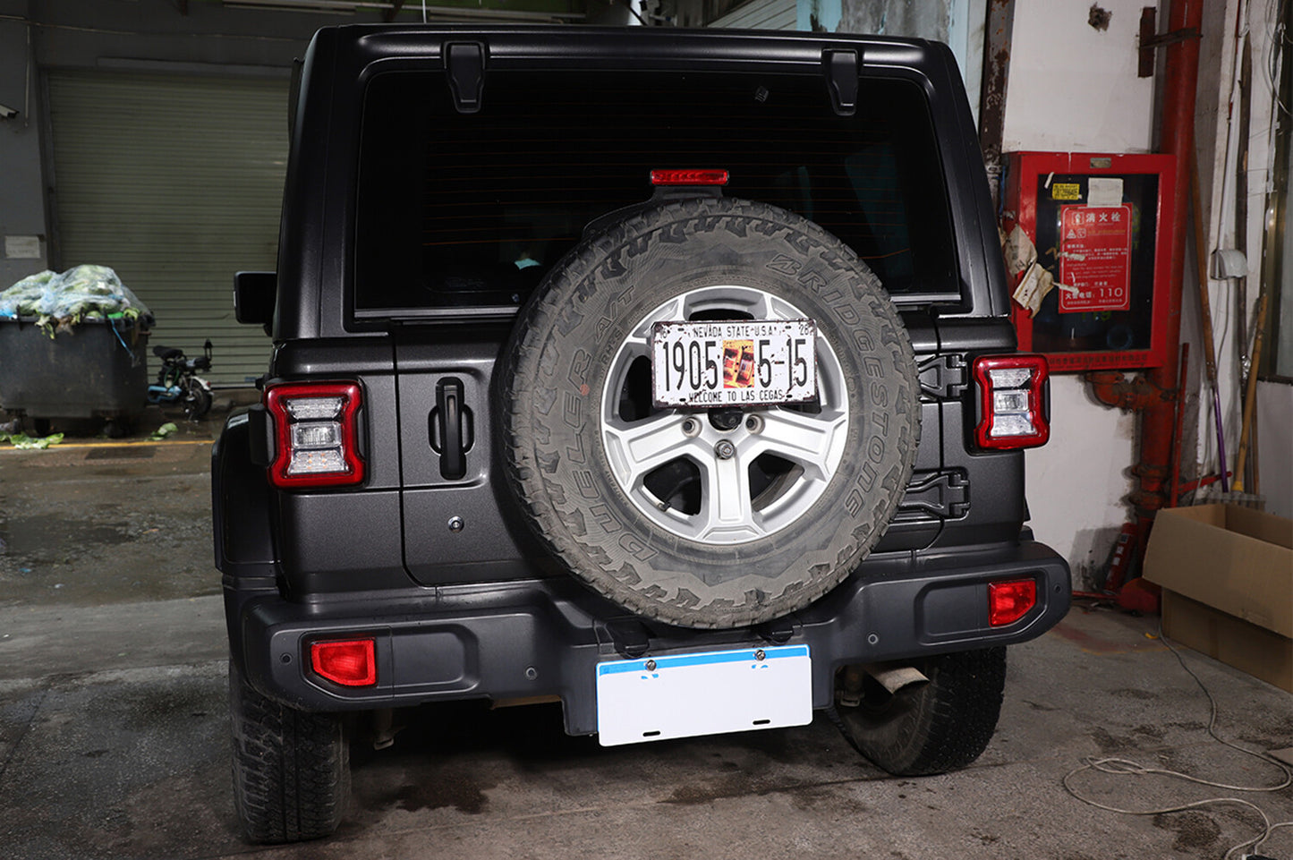 Rear Spare Tire Mount License Plate Bracket for Jeep for Wrangler JL JT 2018-2024