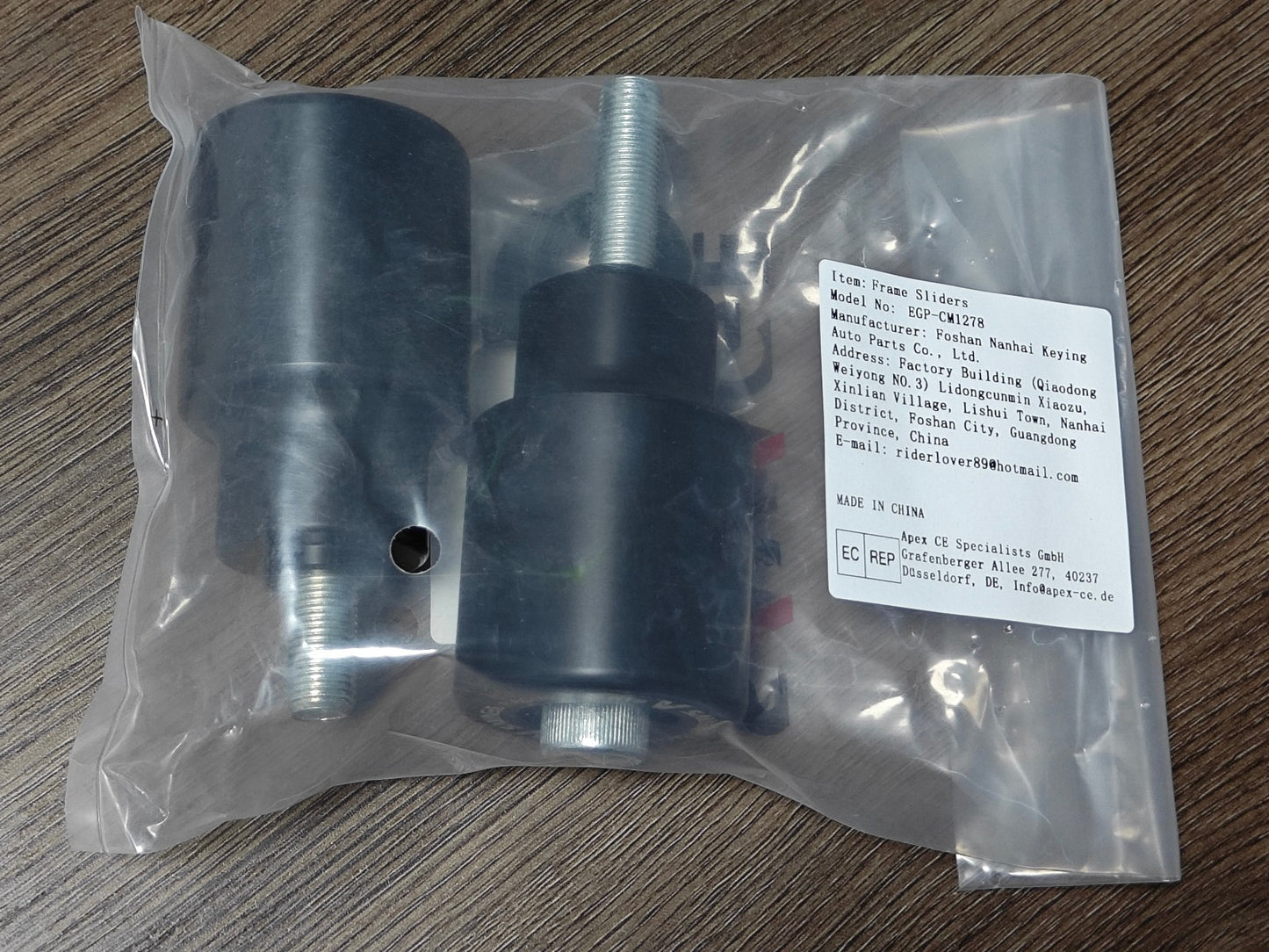 6SD1 Thermostat 82 C for Isuzu engine parts  p