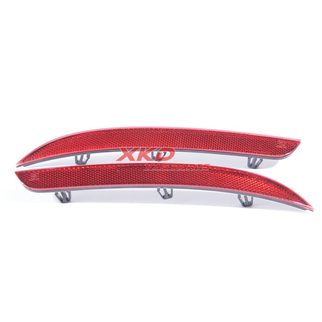 Two rear bumper trim reflectors for Volkswagen CC 13-17 3C8945105D/106D