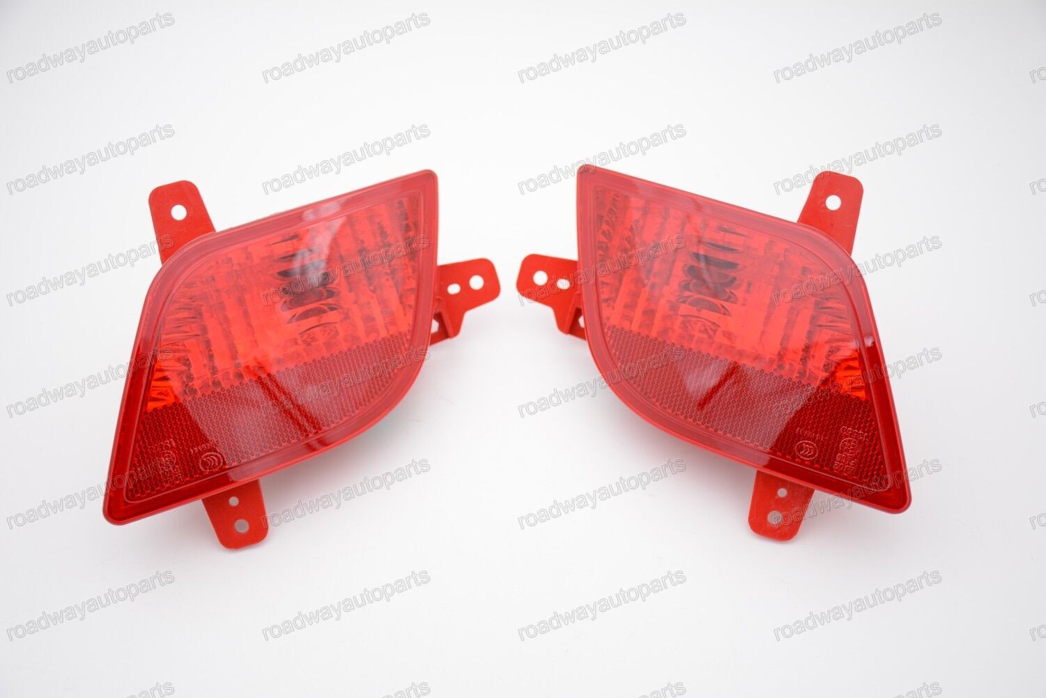 1Pair Red lens Rear Bumper Reflector fog Light lamps for Buick Encore 2013-2015