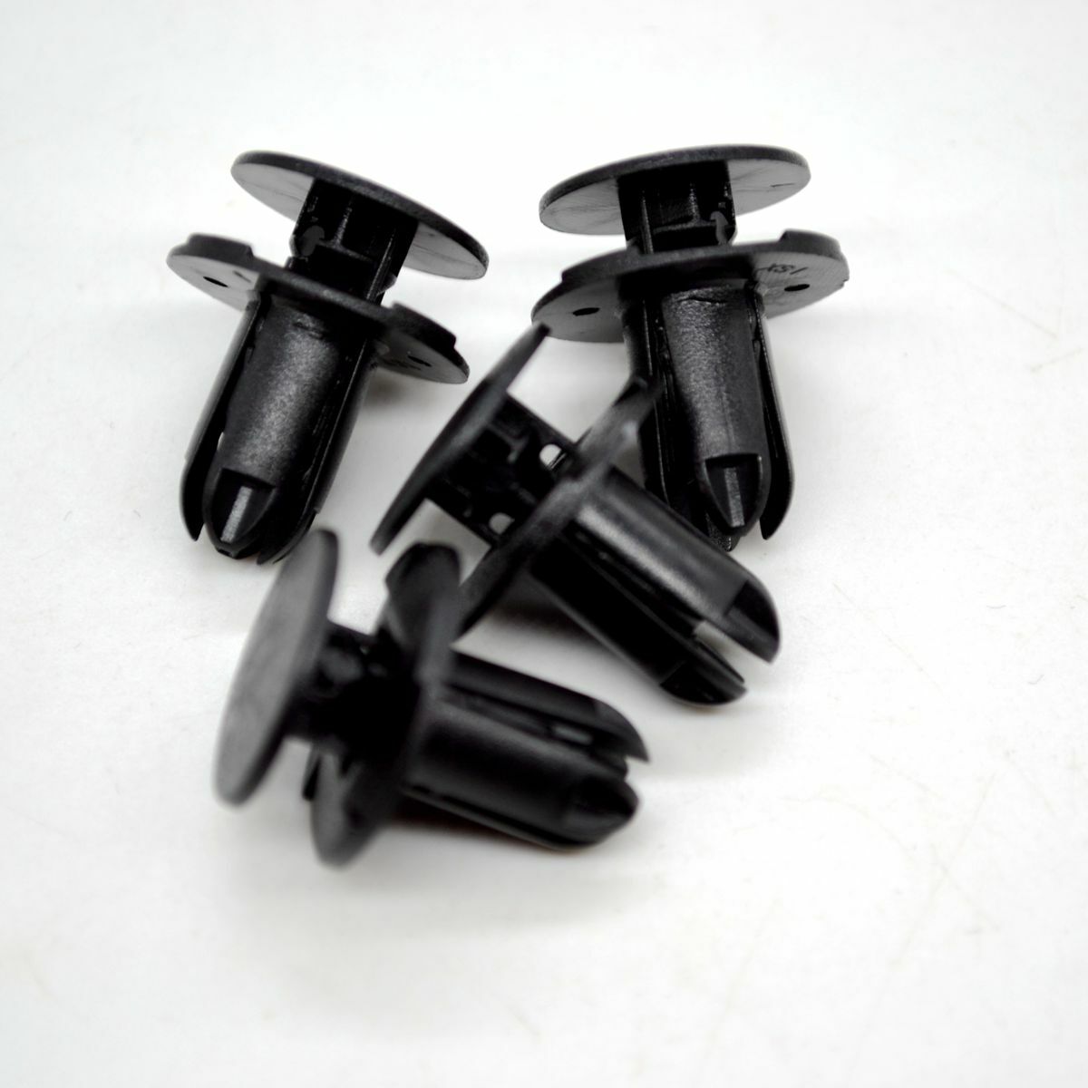 10pcs Trim Under Cover Retainer Clips for Hyundai for Kia 14206-08250B 865952T500