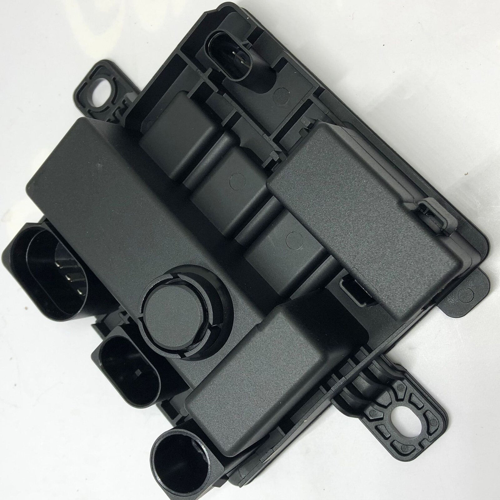 Integrated power module suitable for BMW 328i, 535i, 640i, 730Li, 435i, X5 12637591534 Q
